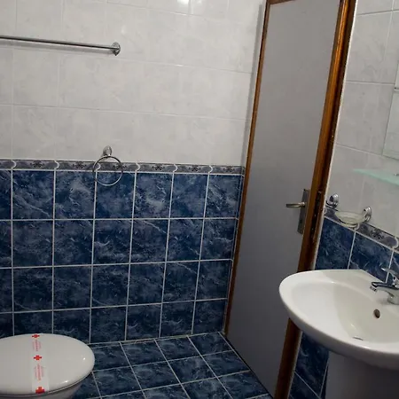 Bisser Hotel 2*